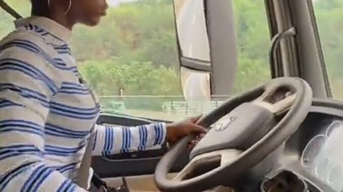 Screenshot_20231125-001349